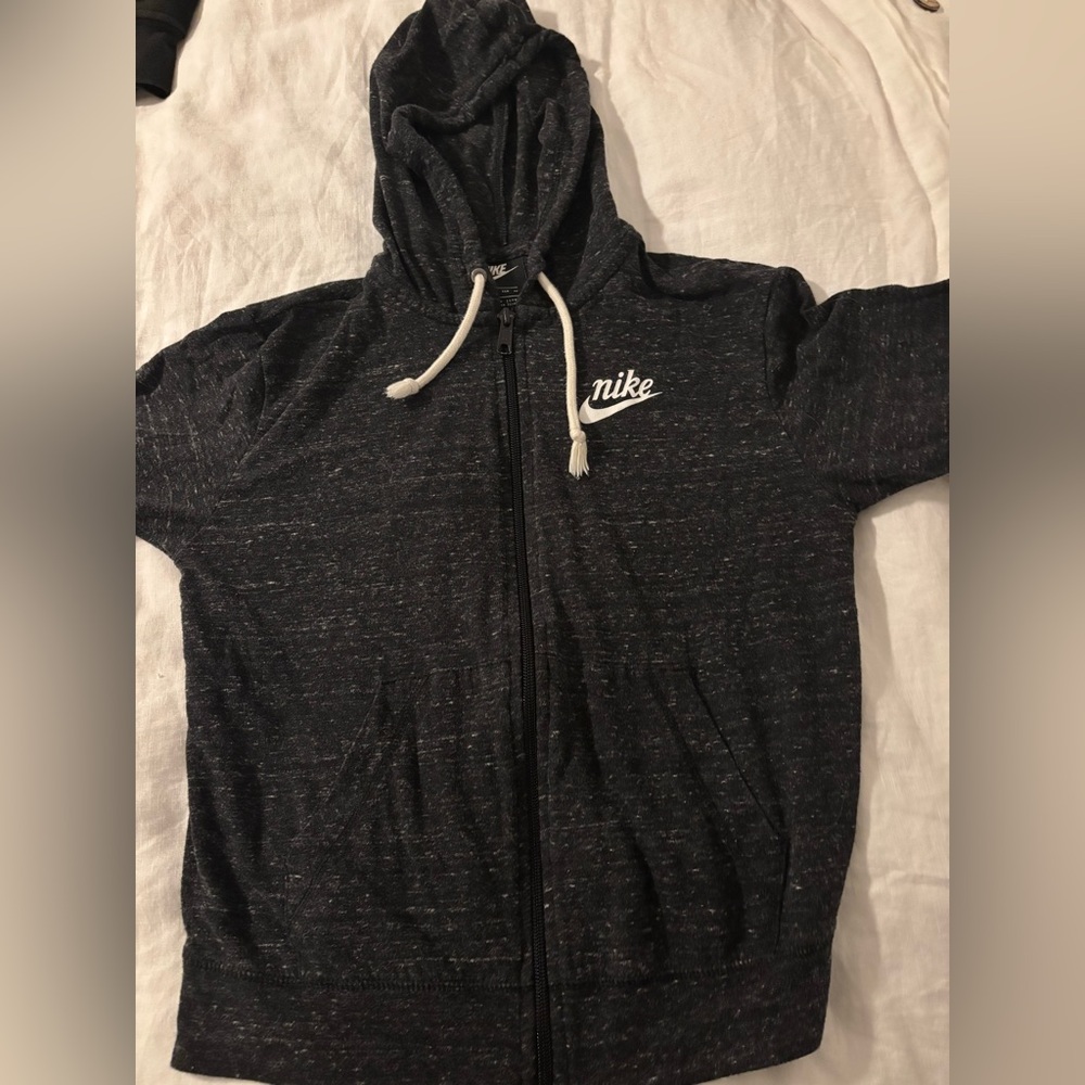 17 Nike Women’s Vintage Full Zip Hoodie